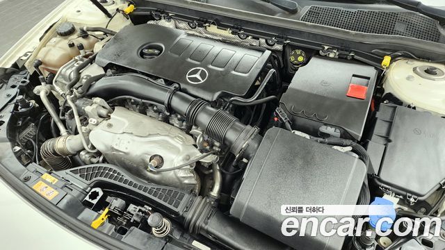 Mercedes-Benz A-Class (W177) A220 Hatchback 2020 — фото 6