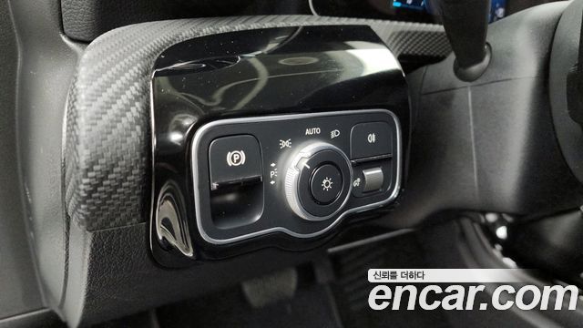 Mercedes-Benz A-Class (W177) A220 Hatchback 2020 — фото 17