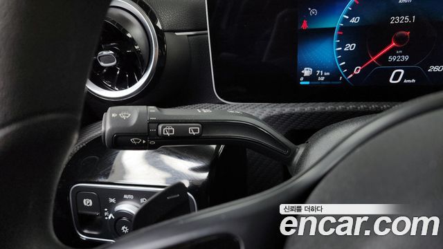 Mercedes-Benz A-Class (W177) A220 Hatchback 2020 — фото 19