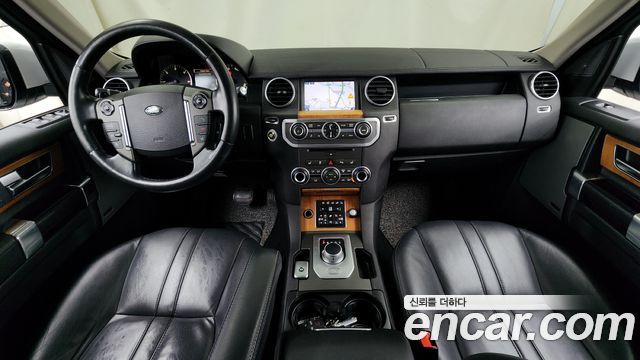 Land Rover Discovery 4 3.0 SDV6 SE 2015 — фото 7
