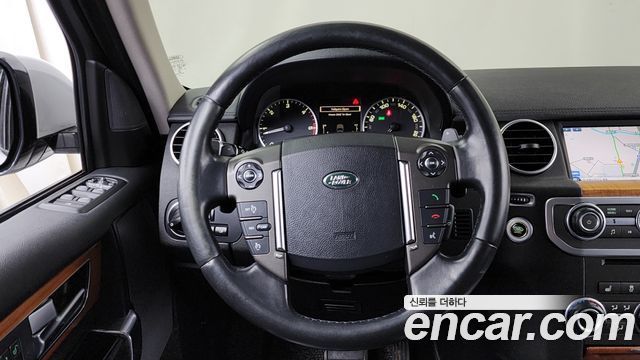 Land Rover Discovery 4 3.0 SDV6 SE 2015 — фото 13