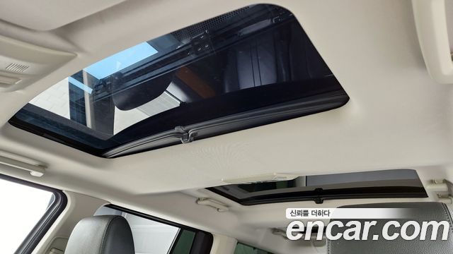 Land Rover Discovery 4 3.0 SDV6 SE 2015 — фото 18