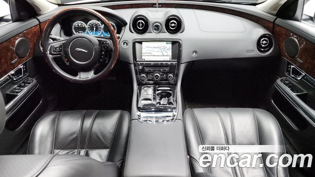 Jaguar XJ 3.0D Premium Luxury LWB X351 2015 — фото 7