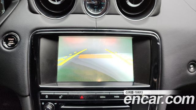 Jaguar XJ 3.0D Premium Luxury LWB X351 2015 — фото 15