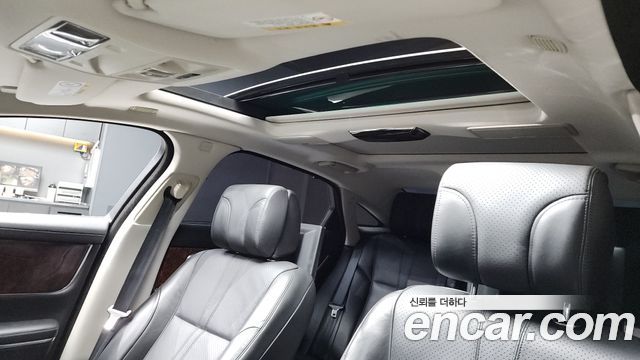 Jaguar XJ 3.0D Premium Luxury LWB X351 2015 — фото 18