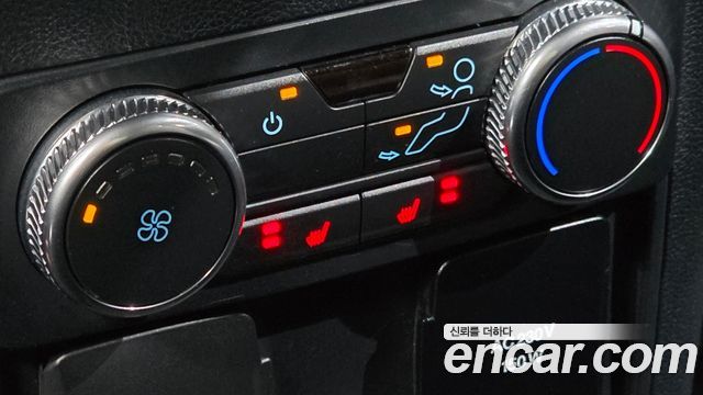 Ford Explorer (VI) 2.3 LimIted 4WD 2020 — фото 17