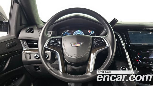 Cadillac Escalade 6.2 ESV 4th 2018 — фото 14
