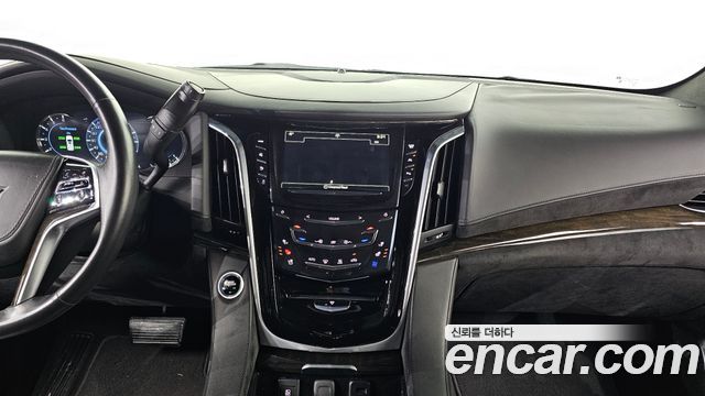 Cadillac Escalade 6.2 ESV 4th 2018 — фото 15