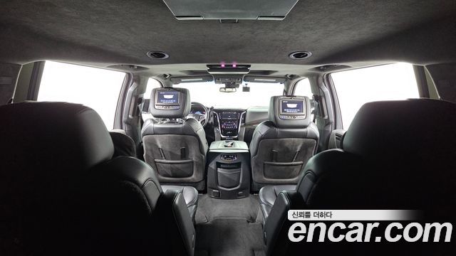 Cadillac Escalade 6.2 ESV 4th 2018 — фото 18