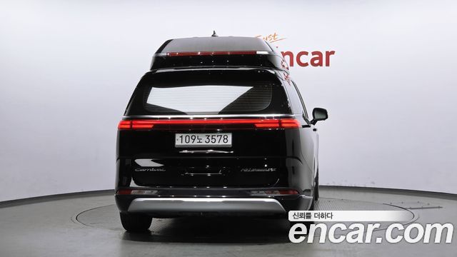 Kia Carnival (IV) Gasoline 4-Seater Hi-Limousine (Special) 2021 — фото 4
