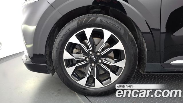 Kia Carnival (IV) Gasoline 4-Seater Hi-Limousine (Special) 2021 — фото 5