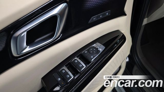 Kia Carnival (IV) Gasoline 4-Seater Hi-Limousine (Special) 2021 — фото 17