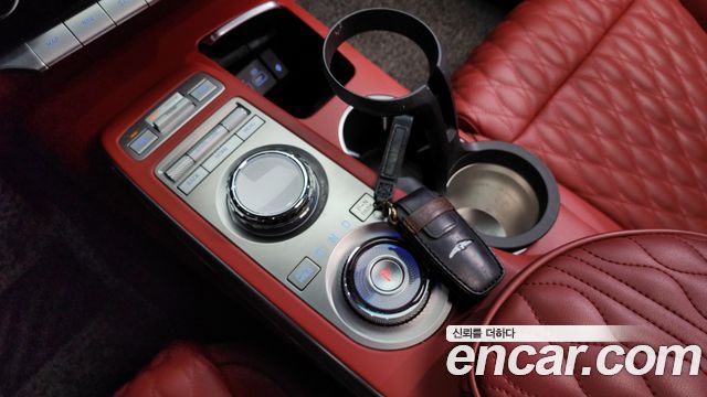 Genesis GV70 2.5T Gasoline AWD 2024 — фото 9
