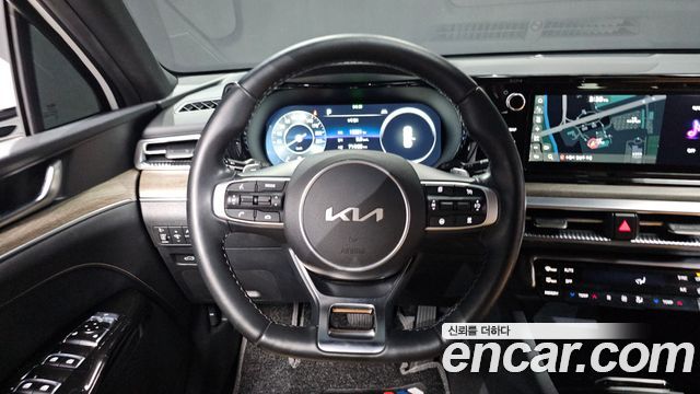 Kia K5 (III) 1.6 Turbo Noblesse 2023 — фото 13
