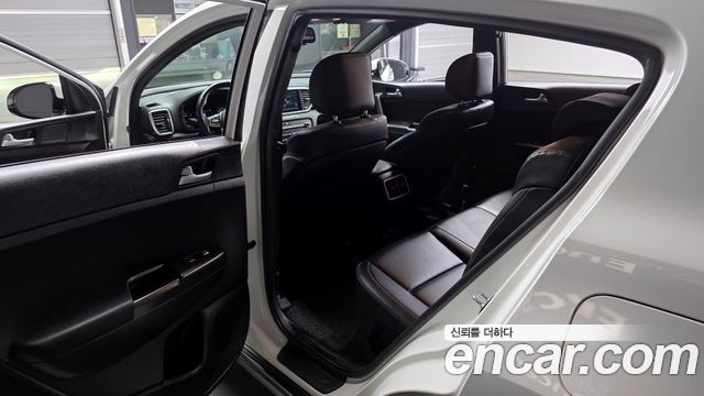 Kia Sportage The Bold Diesel 2.0 2WD Prestige Gravity 2021 — фото 11