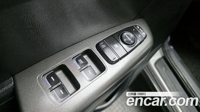 Kia Sportage The Bold Diesel 2.0 2WD Prestige Gravity 2021 — фото 14