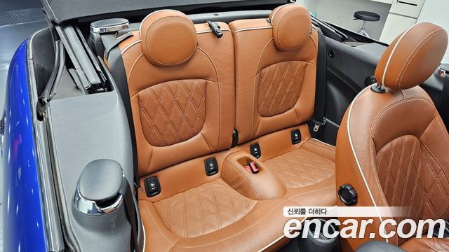 MINI Cooper Convertible Standard 3rd Generation 2019 — фото 12