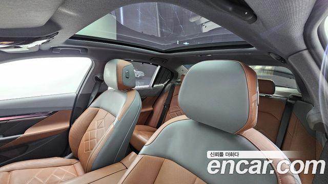 BMW 5 Series (G60) 530i xDrive 2024 — фото 18