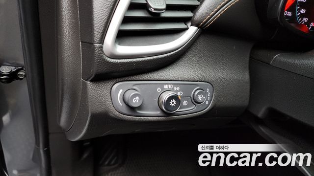 Chevrolet Trax 1.4 LT Core 2019 — фото 18