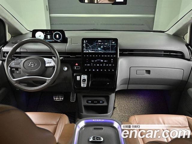 Hyundai Staria 4WD Lounge 9-Seater Inspiration 2022 — фото 7