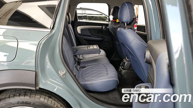 MINI Cooper S Countryman ALL4 Classic 2nd 2023 — фото 12