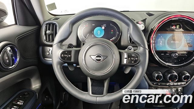 MINI Cooper S Countryman ALL4 Classic 2nd 2023 — фото 13