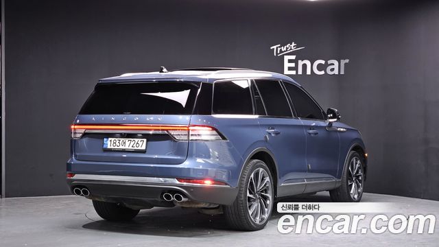 Lincoln Aviator (II) 3.0 Reserve  AWD 2021 — фото 2