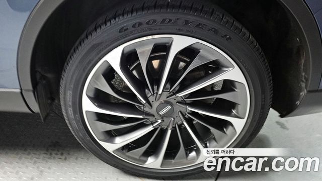 Lincoln Aviator (II) 3.0 Reserve  AWD 2021 — фото 5