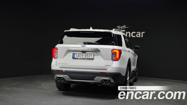 Ford Explorer (VI) 3.0 Platinum 4WD 2021 — фото 4