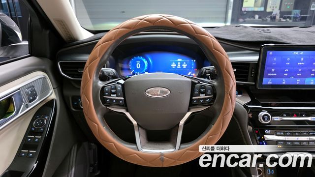 Ford Explorer (VI) 3.0 Platinum 4WD 2021 — фото 13