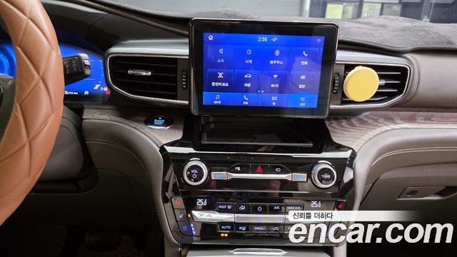 Ford Explorer (VI) 3.0 Platinum 4WD 2021 — фото 17