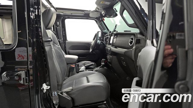 Jeep Wrangler (JL) 2.0 Overland Power Top 4Door 4xe 2022 — фото 11