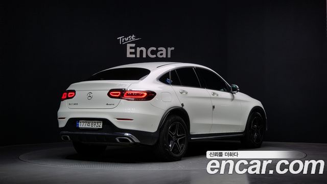 Mercedes-Benz GLC-Class (X253) GCL300 4MATIC Coupe 2023 — фото 2