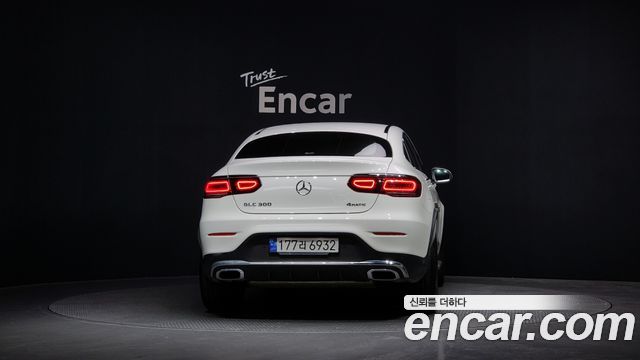 Mercedes-Benz GLC-Class (X253) GCL300 4MATIC Coupe 2023 — фото 4