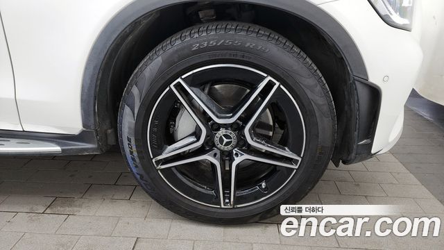 Mercedes-Benz GLC-Class (X253) GCL300 4MATIC Coupe 2023 — фото 5