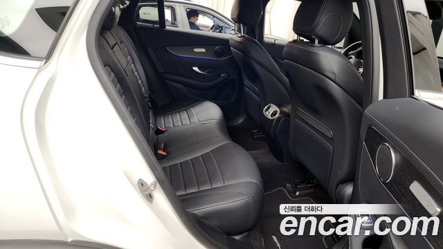 Mercedes-Benz GLC-Class (X253) GCL300 4MATIC Coupe 2023 — фото 12