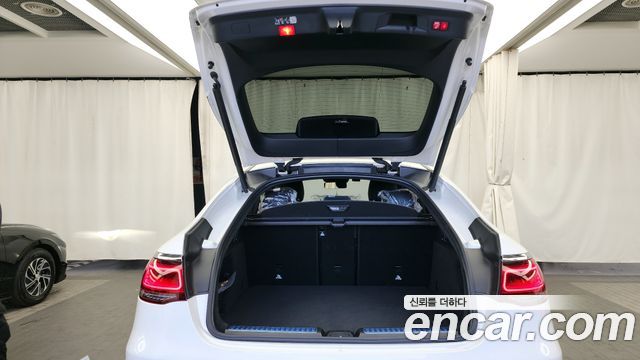 Mercedes-Benz GLC-Class (X253) GCL300 4MATIC Coupe 2023 — фото 20