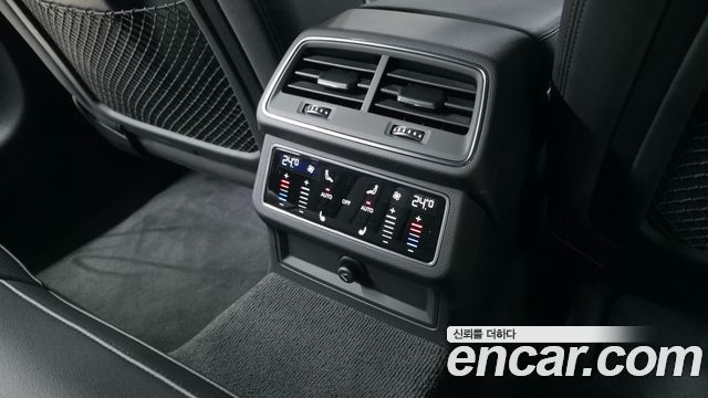 Audi A6 (C8) 45 TFSI Premium 2021 — фото 21