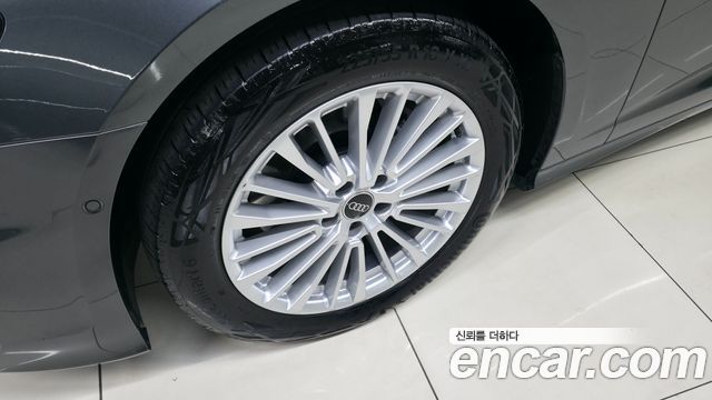 Audi A6 (C8) 45 TFSI Premium 2021 — фото 23