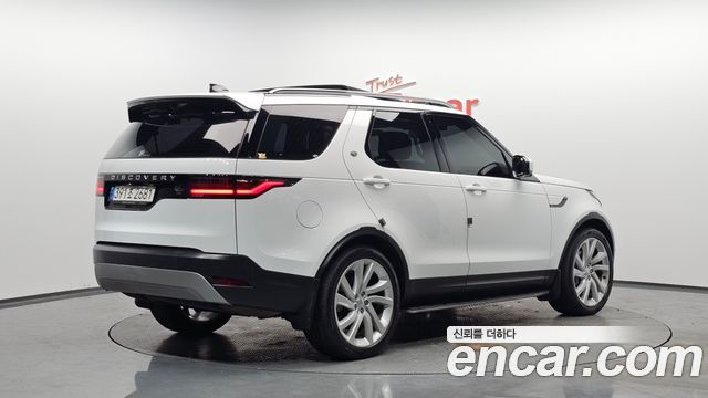 Land Rover Discovery 5 D300 HSE 2022 — фото 2