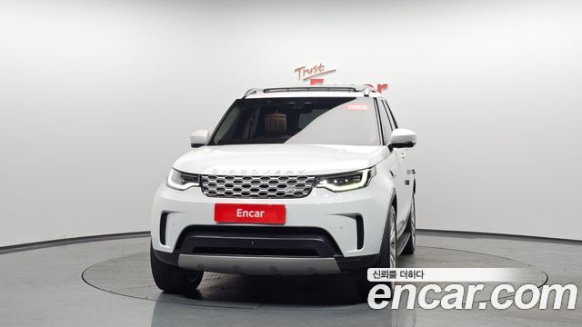 Land Rover Discovery 5 D300 HSE 2022 — фото 3