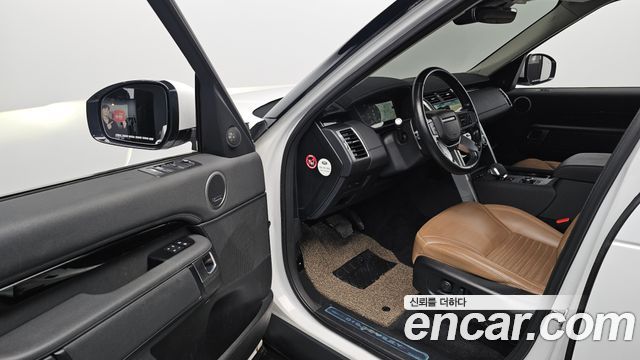 Land Rover Discovery 5 D300 HSE 2022 — фото 11