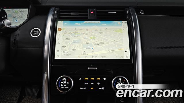 Land Rover Discovery 5 D300 HSE 2022 — фото 14