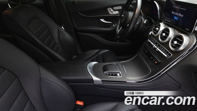 Mercedes-Benz GLC-Class (X253) GCL300 4MATIC Coupe 2023 — фото 9
