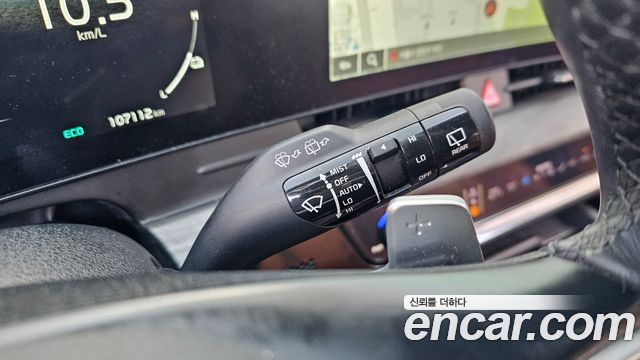 Kia Sportage Hybrid (V) Signature Gravity 2WD 2022 — фото 18