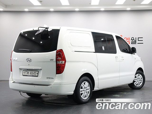 Hyundai Grand Starex Van 5-Seater Smart 2021 — фото 3