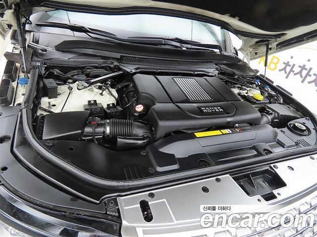 Land Rover Range Rover (IV) 4.4 SDV8 AB DIESEL 2014 — фото 23