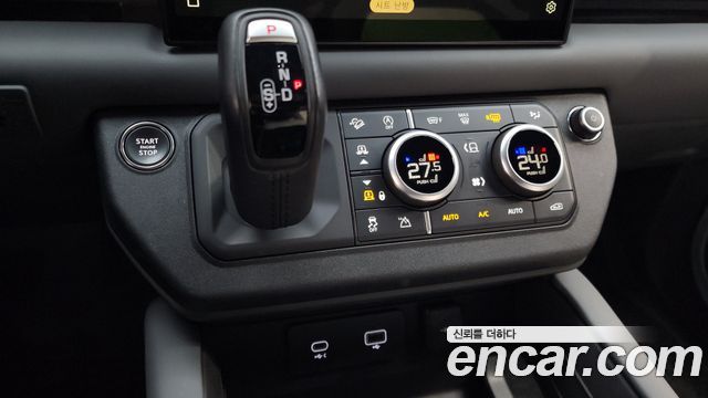 Land Rover Defender (L663) 130 D300 X-Dynamic HSE 2023 — фото 9