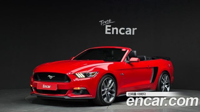Ford Mustang GT Convertible