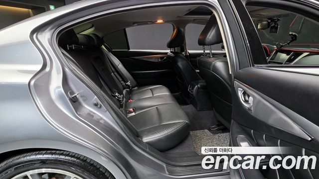 Infiniti Q50 2.2d Premium 2016 — фото 12